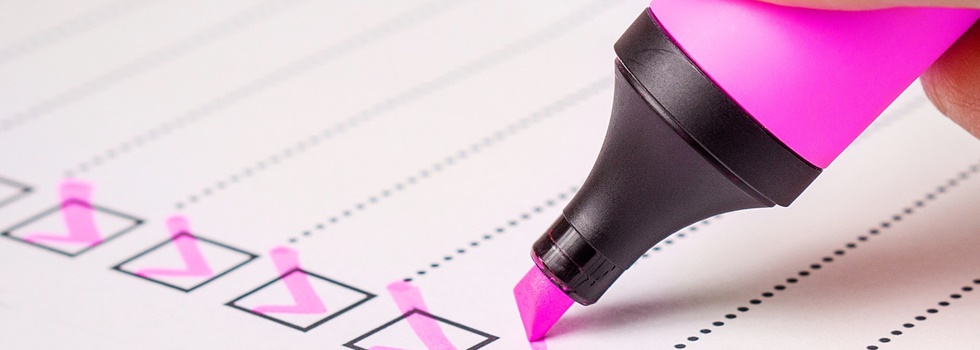 Checkliste mit Textmarker